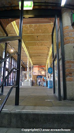 NLW Photo No.817