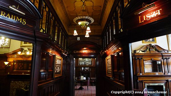 NLW Photo No.856